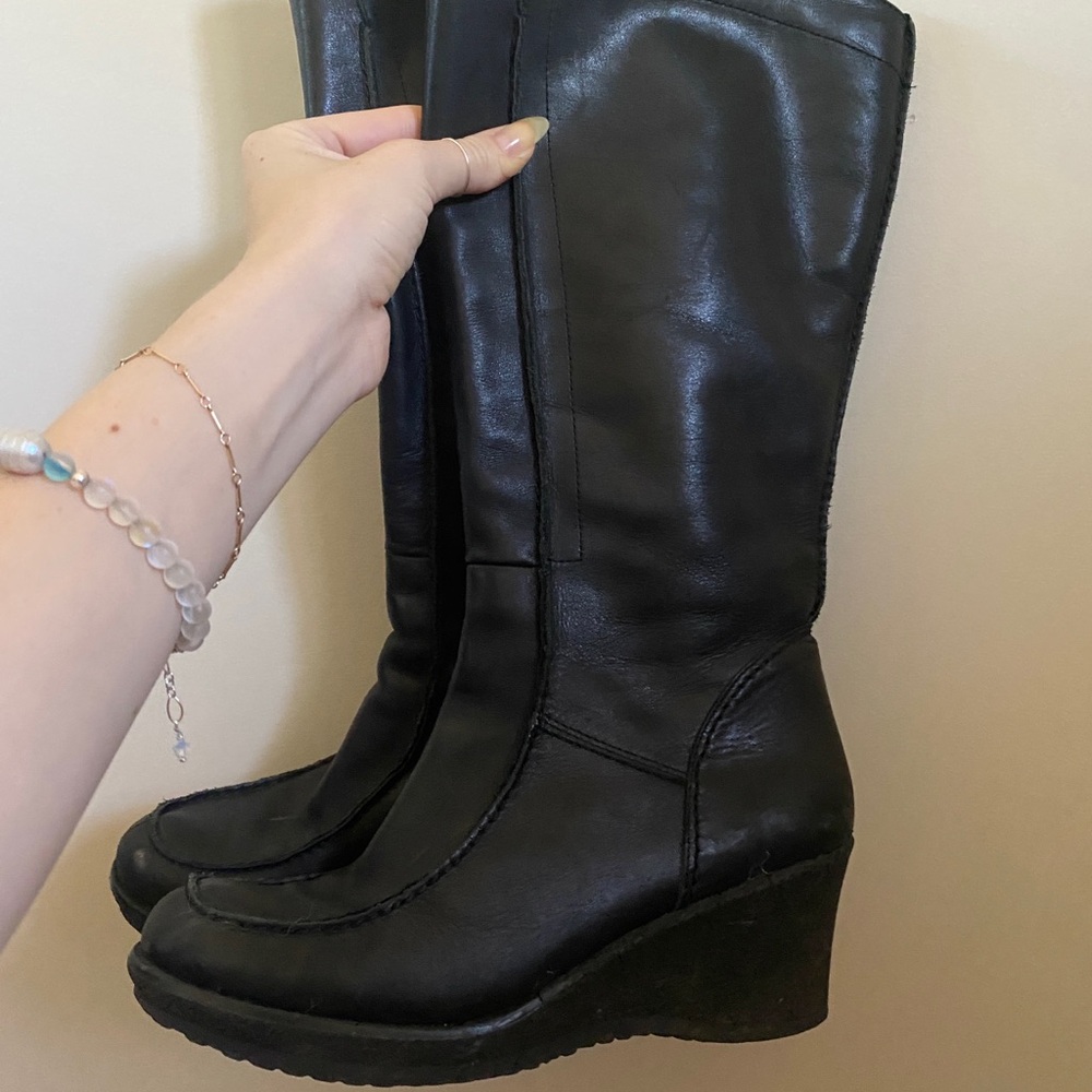 YKK black boots, size 38